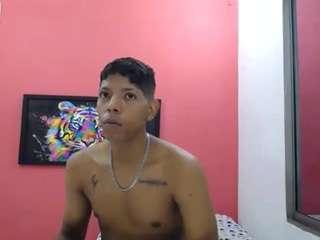 latinosninfomanos