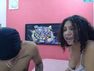 latinosninfomanos live cam preview