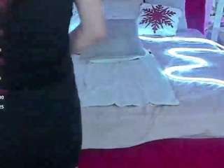 liviasshy live webcam show