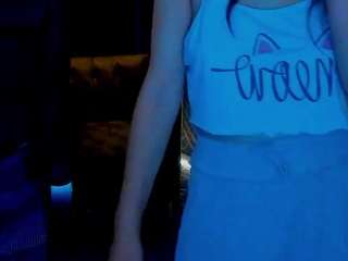 liviasshy live webcam show