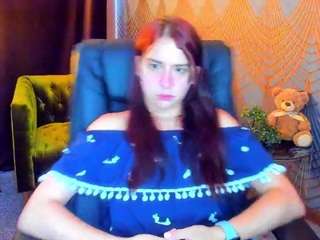 liviasshy live webcam show