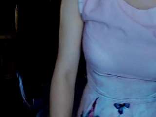 liviasshy live webcam show