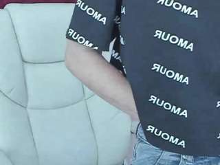 LiviaSshy live webcam show