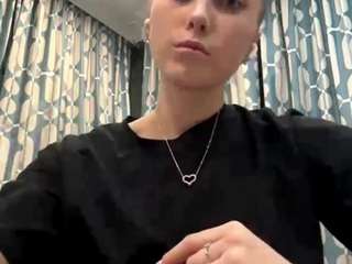 loreesantilukka Sex Cam Show