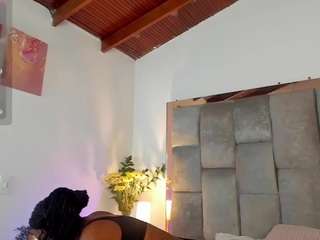 mia-ebony1