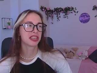 kimi-sky live webcam show