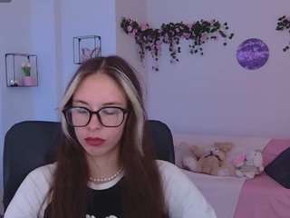 kimi-sky live webcam show