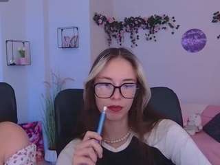 kimi-sky live webcam show