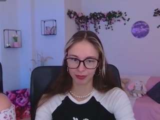 kimi-sky live webcam show