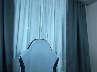 Evelyn live cam preview