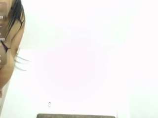 le modèle zule-jhonson est en webcam porno dans un show sur le site camsoda, il possède les tags suivants: anal toys,ass bouncing,ass clapping,blowjob,handjob,middle aged,moaning,no drinking,twerk,hd