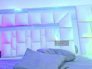 Astrid-cardenas live cam preview