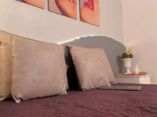 CannelaSmith live webcam show
