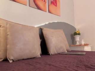CannelaSmith live webcam show