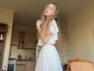 Constancenordyke's cam show statistics and live stream