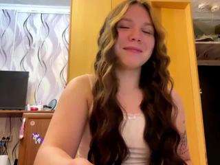 luannecallado Live Webcam on CamSoda