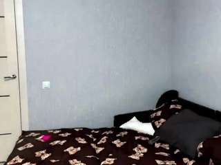 Sally live cam preview