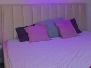 nelly-maay's live room