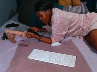 spankmyass1990 live webcam show