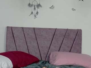 AlanaRoseeX live webcam show