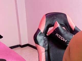 AlanaRoseeX