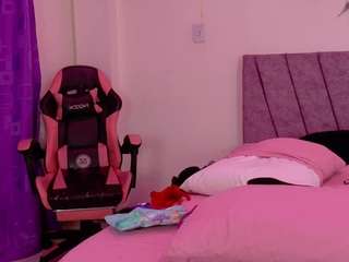 AlanaRoseeX