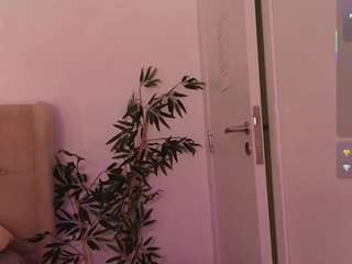 GinaGlam live cam — brown eyes, cowgirl, doggy style
