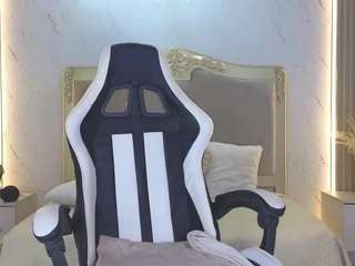 kristennblue live webcam show