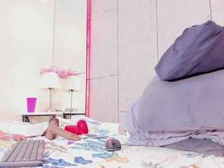MARALINETTE-22 live webcam show