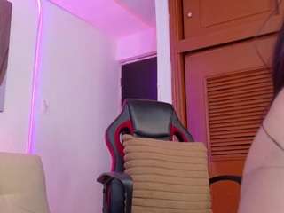 sara-core Sex Cam Show