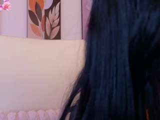 sara-core live webcam show