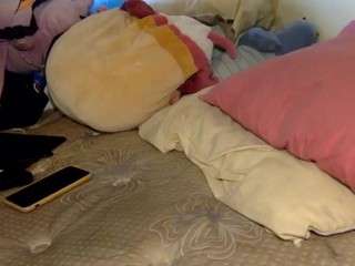 Spitinmymouth313's cam show statistics and live stream