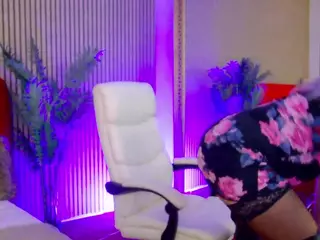 LadyTouch's Live Sex Cam Show