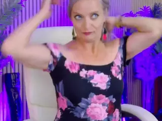 LadyTouch's Live Sex Cam Show