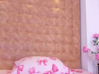 ariana-morelly live webcam show