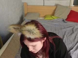 Fox-Cuteee live webcam show