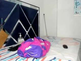 kiss-ninna live webcam show