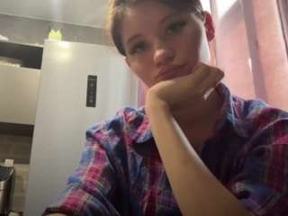 robyneslick Sex Cam Show