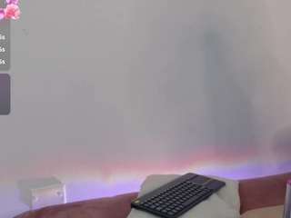 lily-cooper Sex Cam Show
