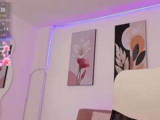 lily-cooper
