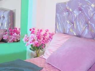 sophie-mcgreen live webcam show