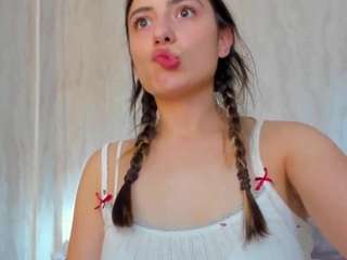 avayuzu live webcam show
