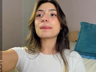avayuzu live cam preview