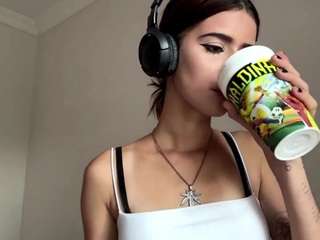 lakeisharankin live XXX webcam model on CamSoda for Ahegao, Horny, Lovense adult cams - profile avatar
