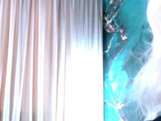 mia-dreamy live cam preview