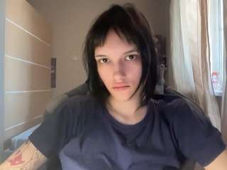 Nana live webcam show