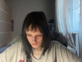 le modèle sheronhilstad est en webcam porno dans un show sur le site camsoda, il possède les tags suivants: amateur,shaved pussy,massage,naked,natural,nipple piercings,no drinking,pussy,sexy,solo,anal,squirter,strip,tattoos,tease,teen 18,wet,young adult,lingerie,lesbian