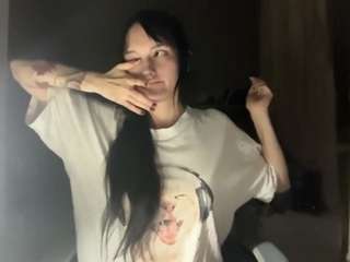 Nana live cam preview