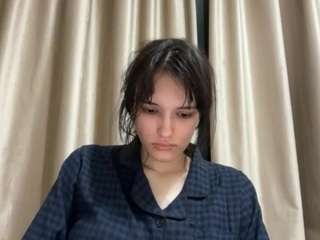 Nana live cam preview