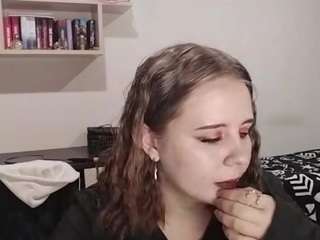 ColleenMckenize live webcam show